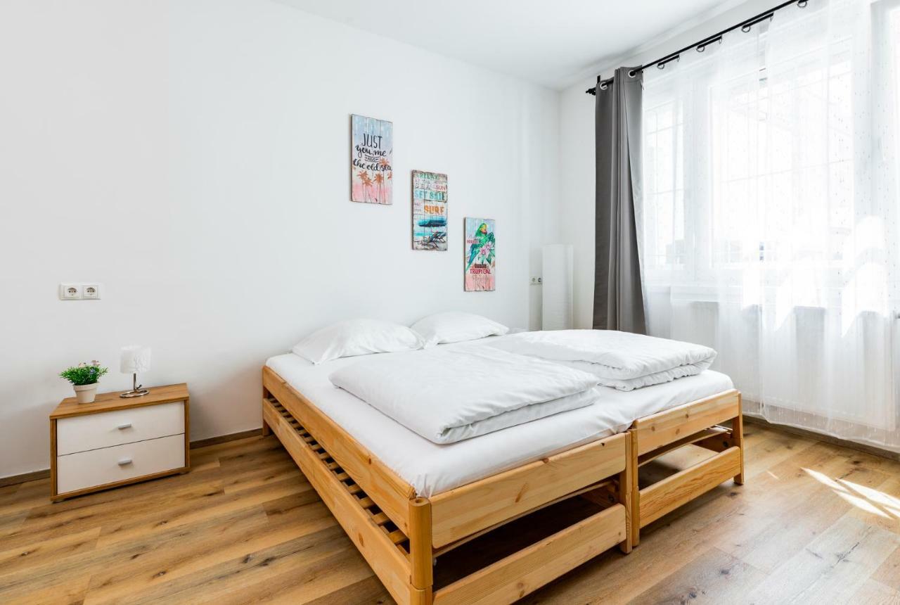 Budget Rooms West With Shared Kitchen Vienna Exterior photo
