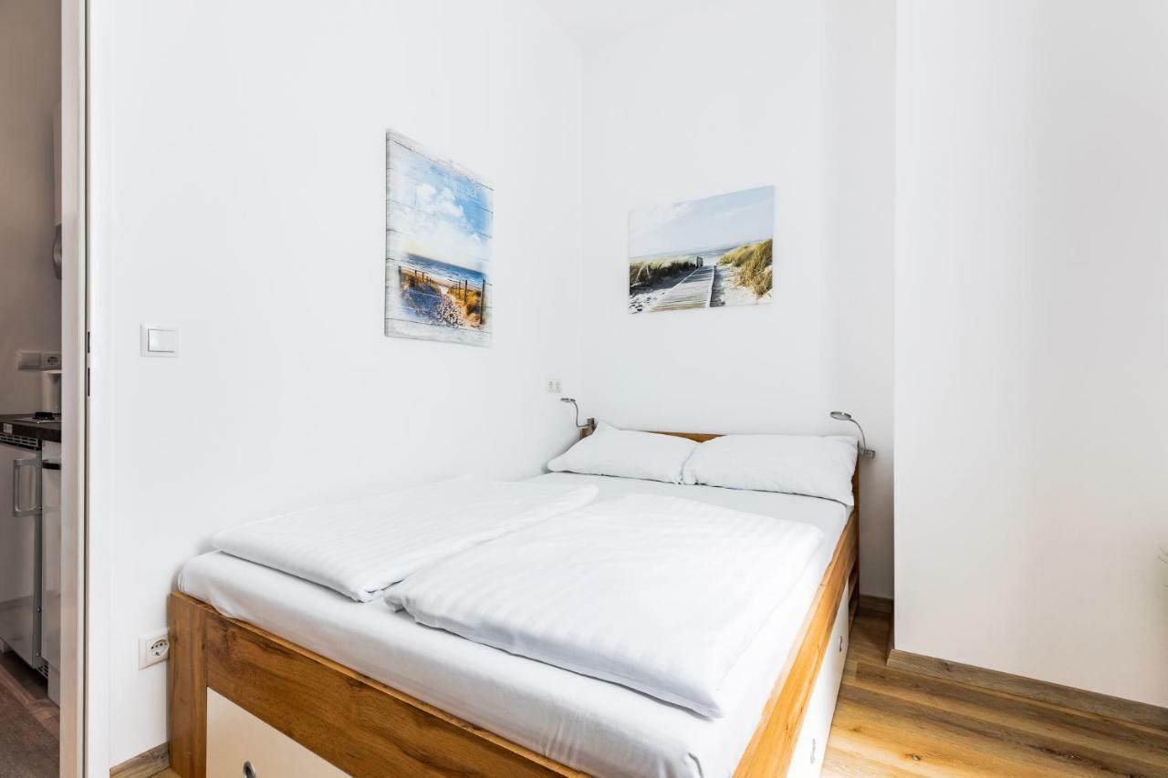 Budget Rooms West With Shared Kitchen Vienna Exterior photo