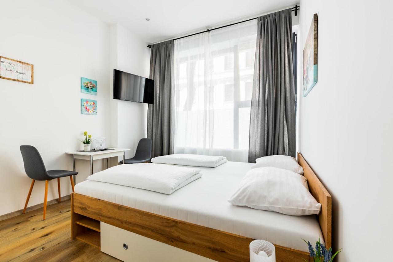 Budget Rooms West With Shared Kitchen Vienna Exterior photo